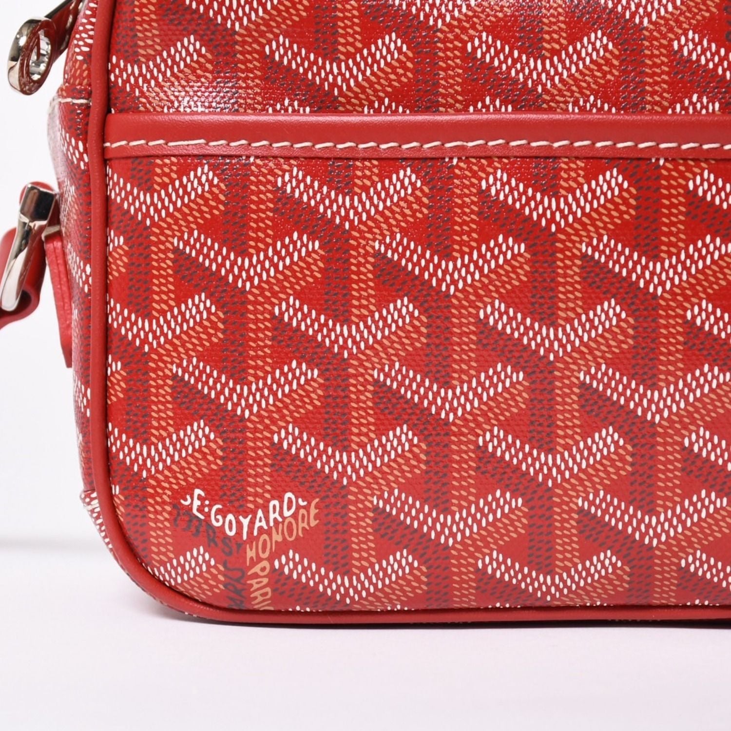 Goyard Cup Vert PM Shoulder Bag Red Silver — view 8