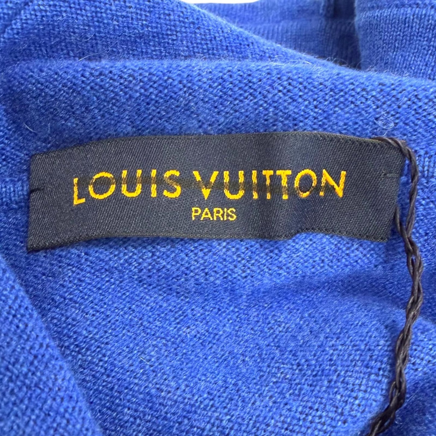Louis Vuitton Cashmere Silk'in Side Out Logo Silver Plate Knit Hoodie — view 6