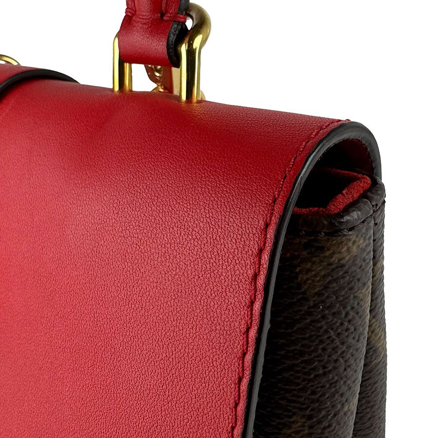Louis Vuitton Shoulder Bag Locky BB — view 6
