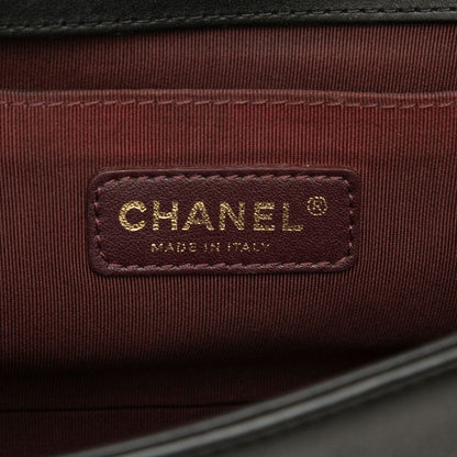 Chanel 25 V-stitch Chevron Chain Shoulder Bag Crossbody Black Gold Caviar — view 8