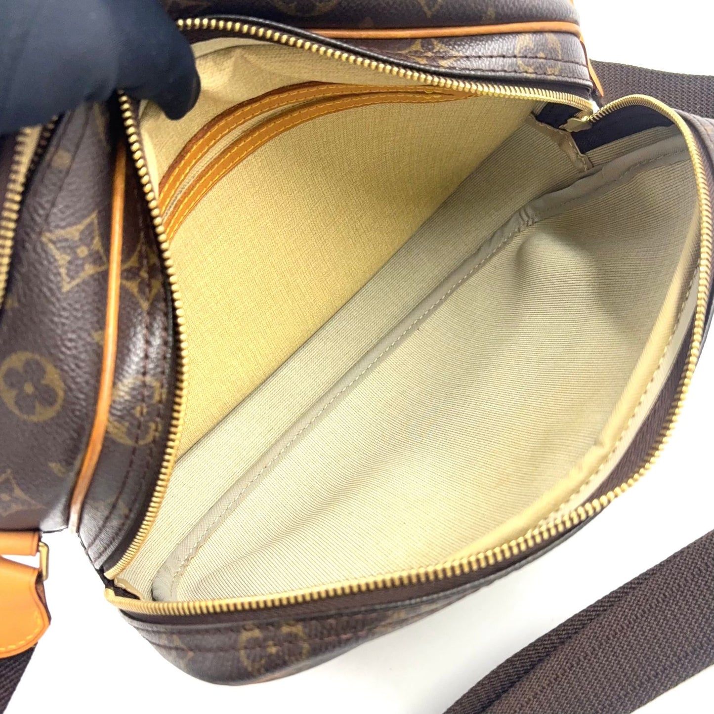 Louis Vuitton Reporter PM Monogram Leather Brown Light Shoulder Bag Gold — view 3