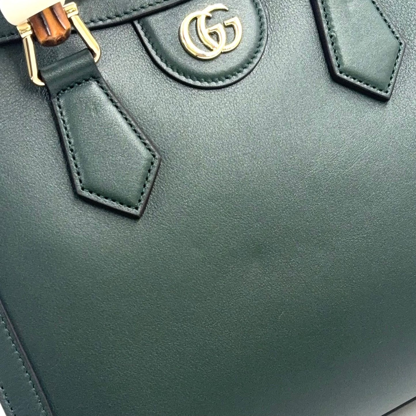 Gucci Diana Medium 2-Way Bamboo Handle Calfskin Green Tote Bag Gold — view 8