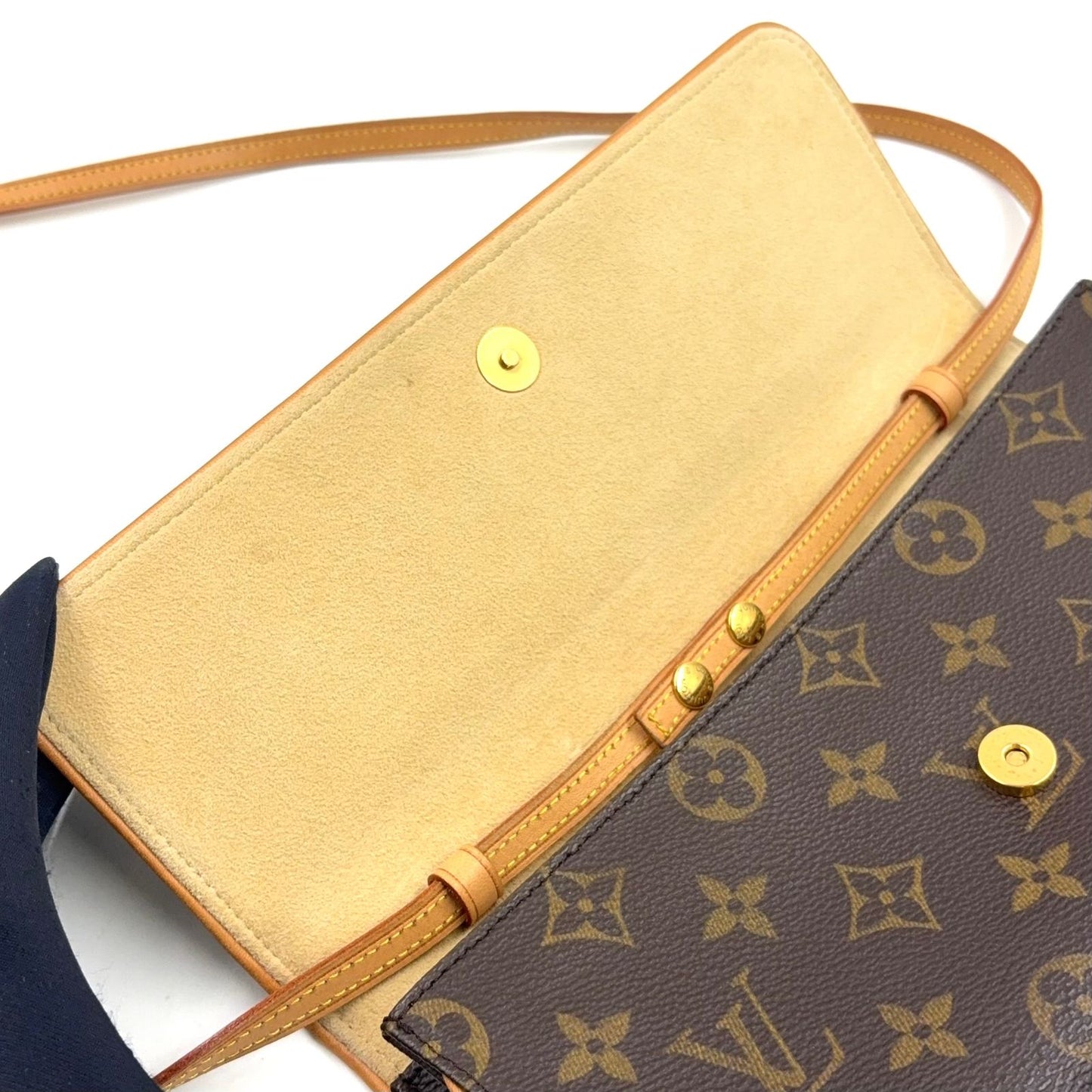 Louis Vuitton Pochette Twin GM Monogram Leather Brown Light Shoulder Bag Gold — view 7