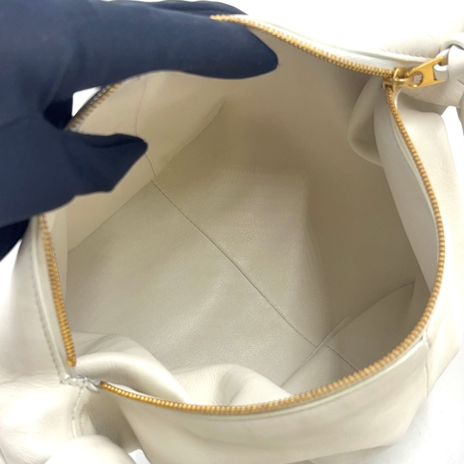 Bottega Veneta Double Knot Mini Hobo Lambskin White Handbag Gold — view 3
