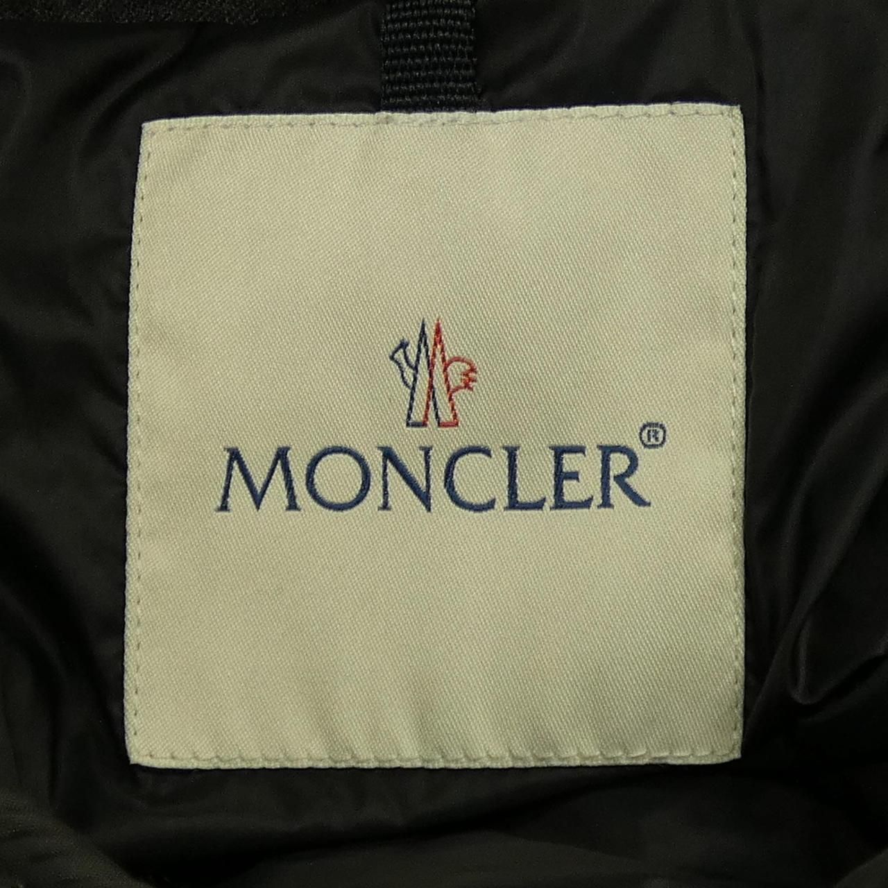 Moncler Down Jacket Black — view 5