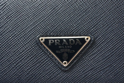 Prada Wallet Kiss Lock Saffiano Triangle Triang Baltico Navy — view 4