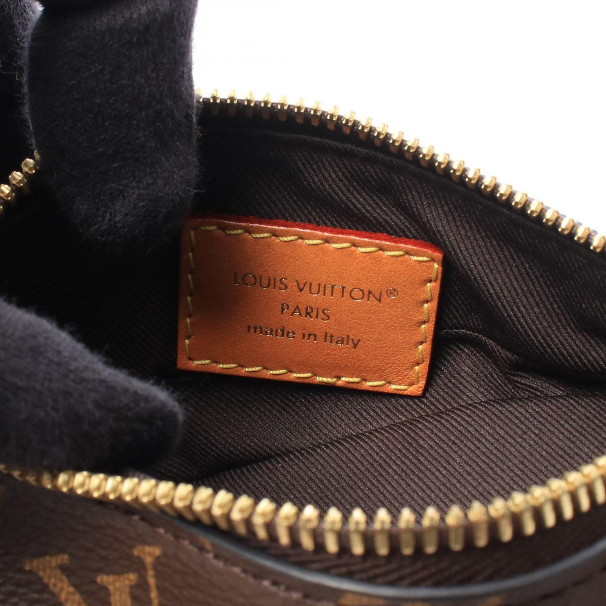 Louis Vuitton Shoulder Bag Dolphin Monogram Leather — view 4