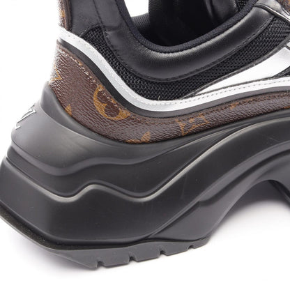 Louis Vuitton Sneakers LV Archlight Monogram Leather — view 8