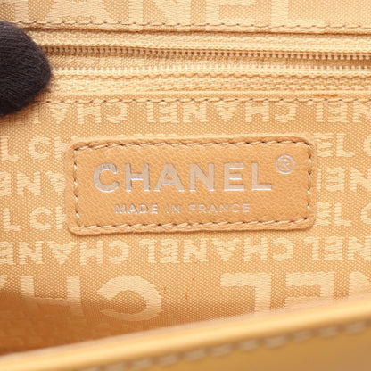 Chanel Shoulder Bag CC Logo Yellow Leather Chain — view 4
