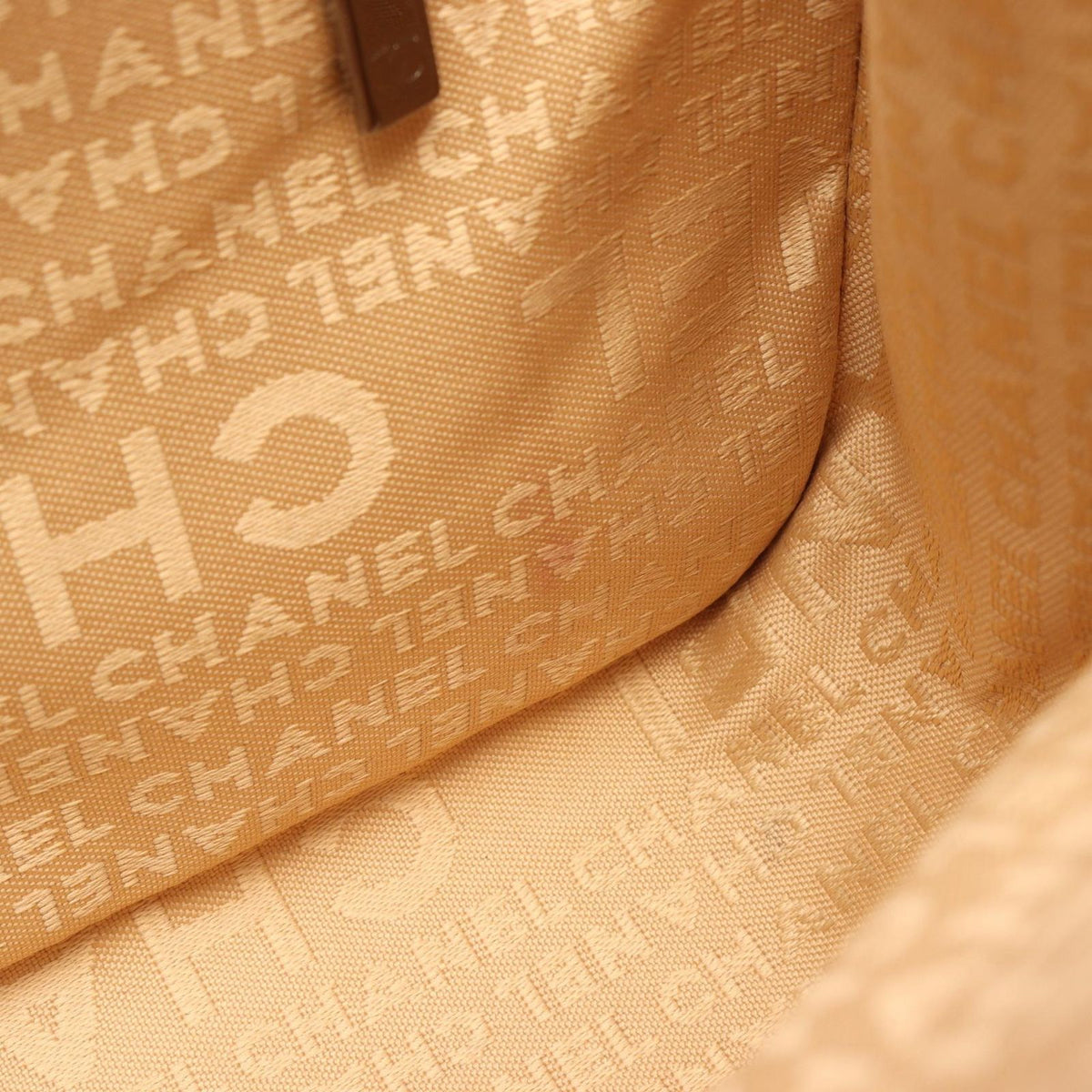 Chanel Shoulder Bag CC Logo Yellow Leather Chain — view 6