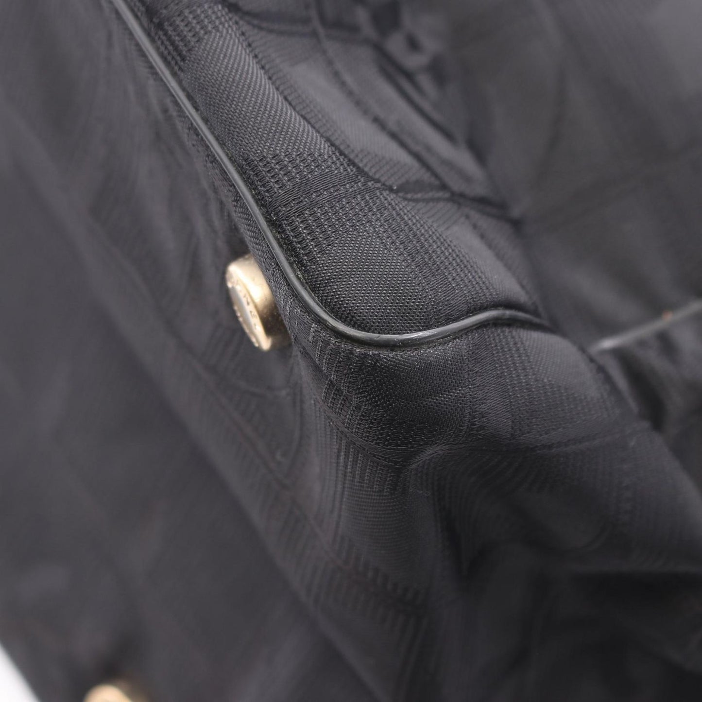 Chanel Tote Bag New Travel Line MM Black Leather MM — view 7