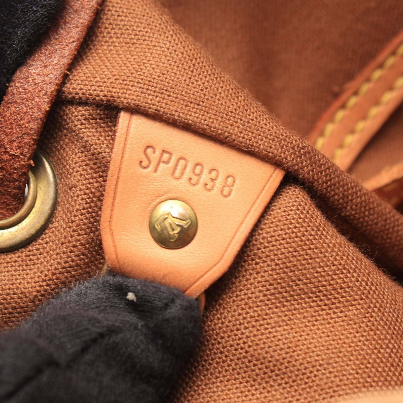 Louis Vuitton Backpack Montsouris MM Monogram Leather — view 5