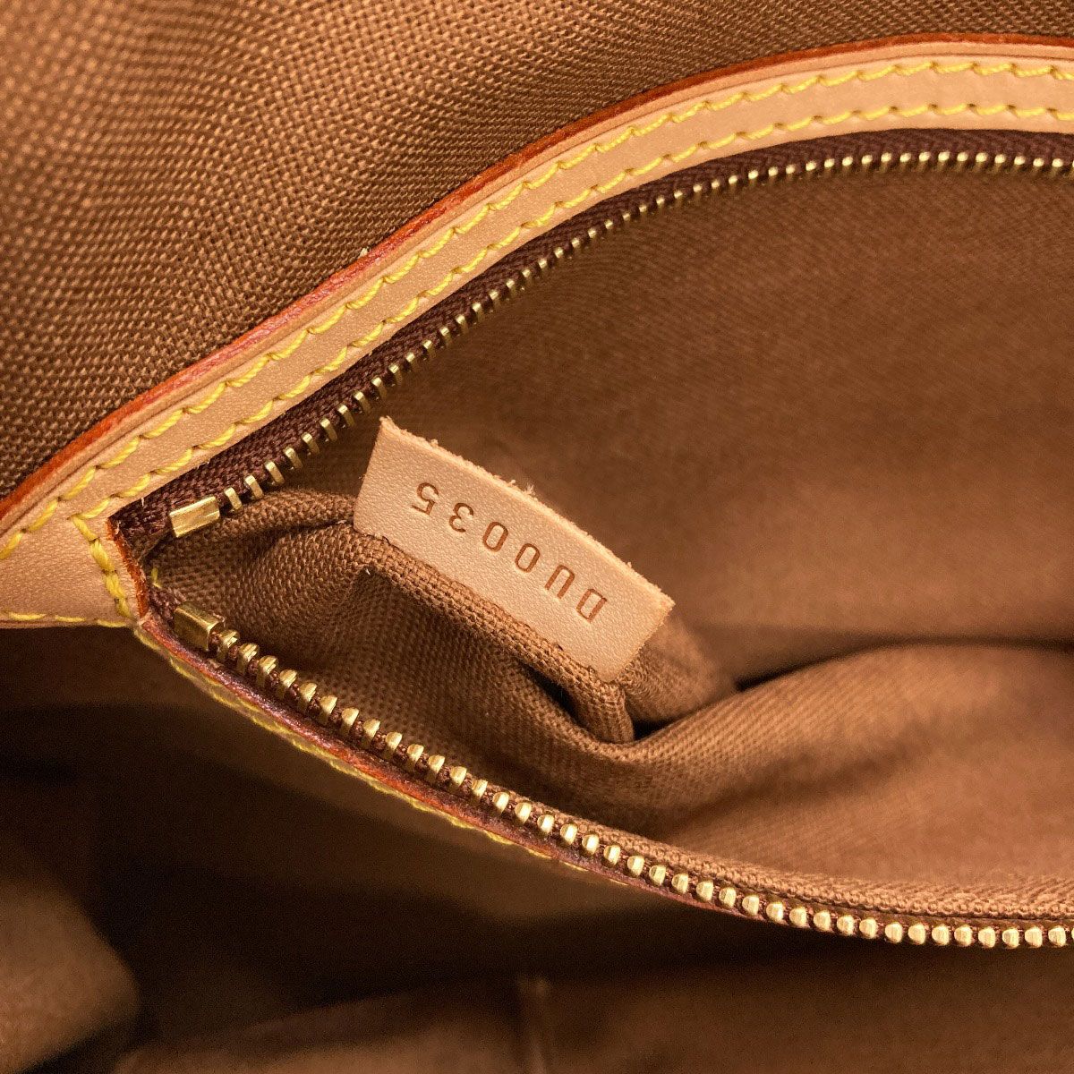 Louis Vuitton Batignolles Horizon Tote Bag Monogram Canvas — view 7