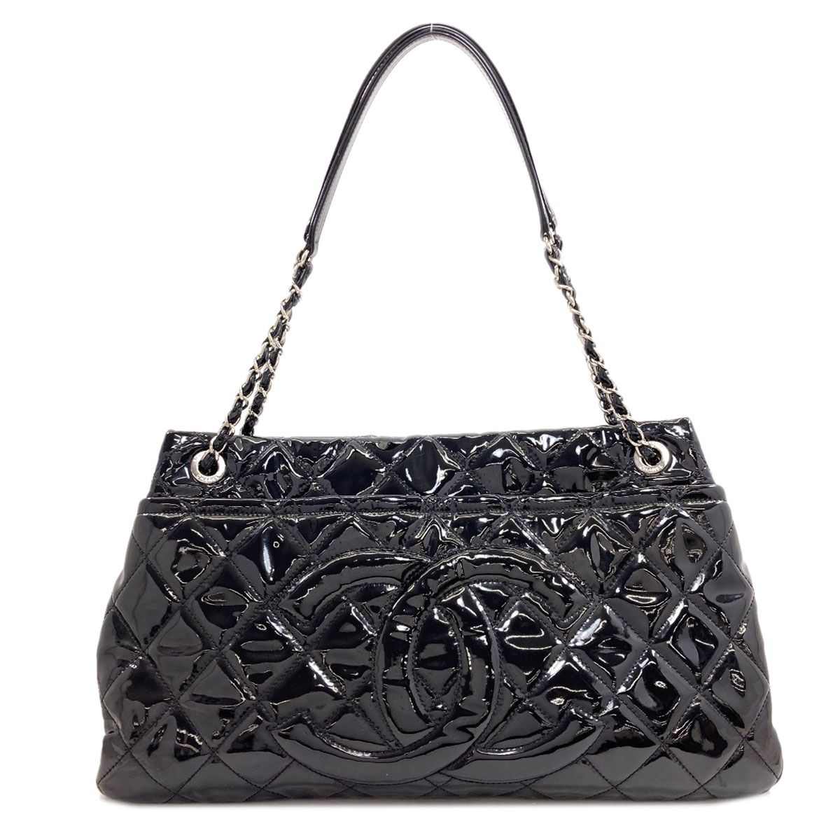 Chanel Quilted CC Logo Chain Tote Bag Patent Leather
