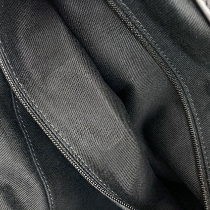 Chanel Quilted CC Logo Chain Tote Bag Patent Leather — view 8