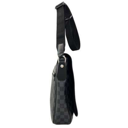 Louis Vuitton Daniel MM Shoulder Bag Damier Canvas — view 3