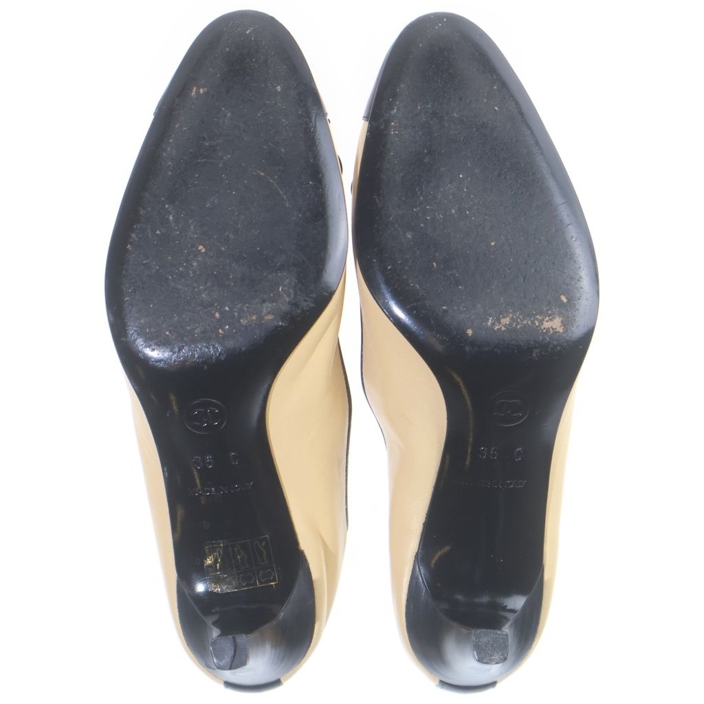 Chanel CC Logo Leather Heels Bicolor Pumps Shoes Beige Black — view 5