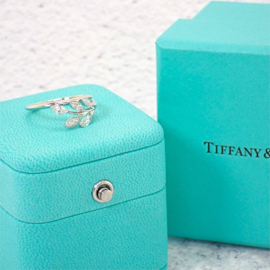 Tiffany & Co Victoria Vine 52 Ring Platinum Diamond Genus