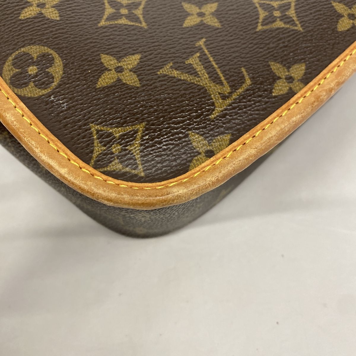 Louis Vuitton Shoulder Bag Monogram Solonge Brown — view 6