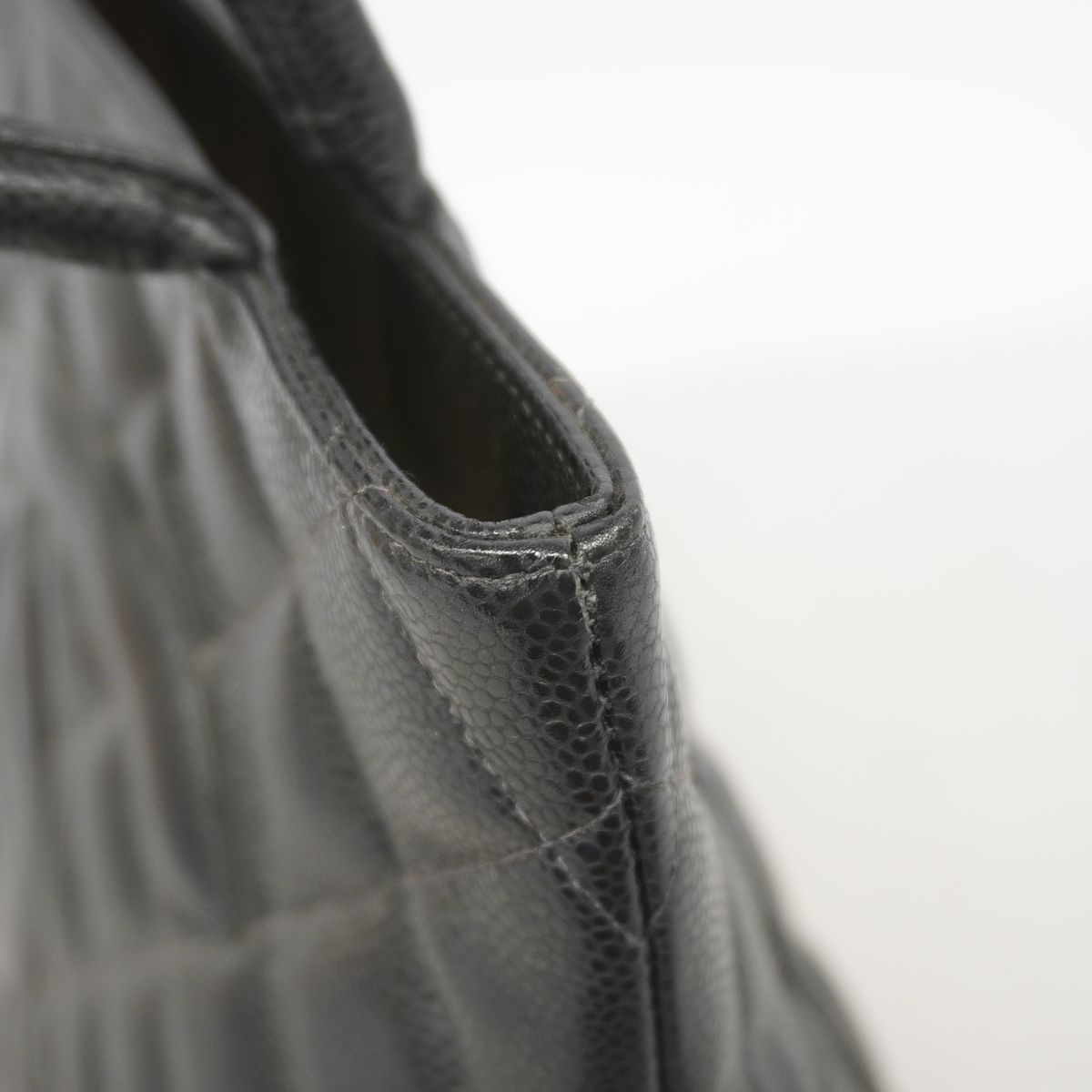Chanel Tote Bag Reissue Caviar Leather Black Gold — view 8