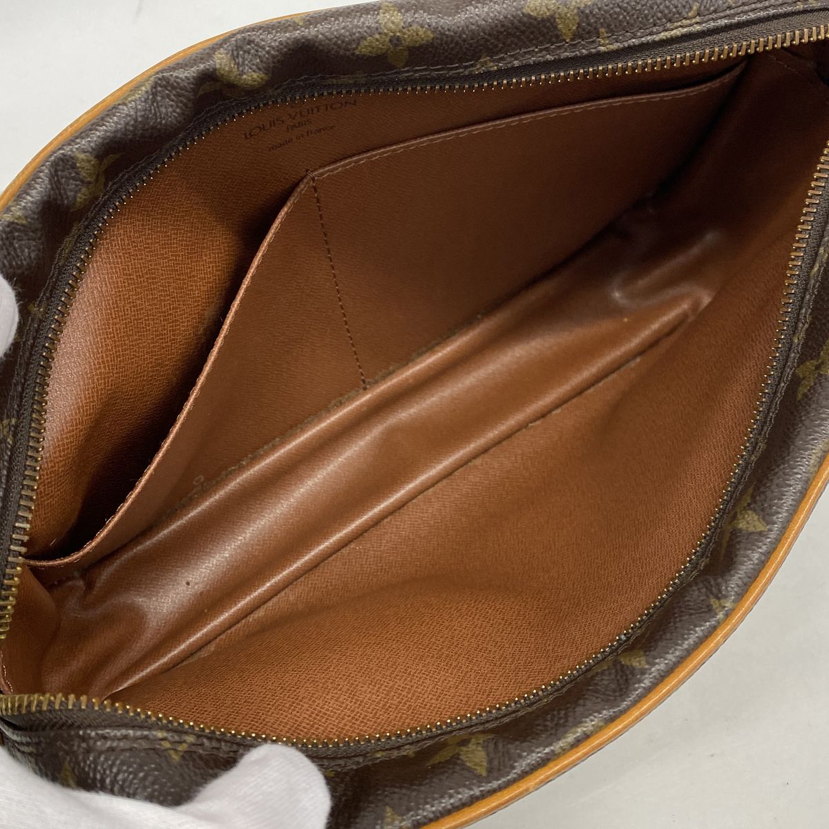 Louis Vuitton Clutch Monogram Compiegne 28 Brown — view 4