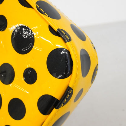Louis Vuitton Pouch Vernis Infinity Dot Pochette Accessoires Jaune Yayoi Kusama — view 8