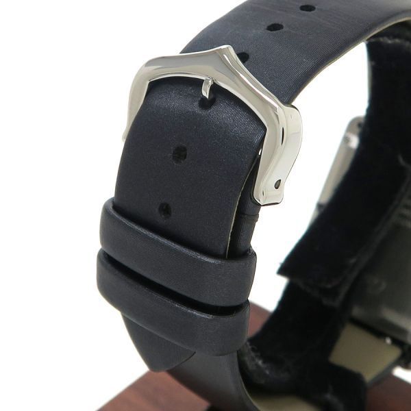 Cartier Tank Must LM 25.5 33.7 4 Boys' Watch — view 4