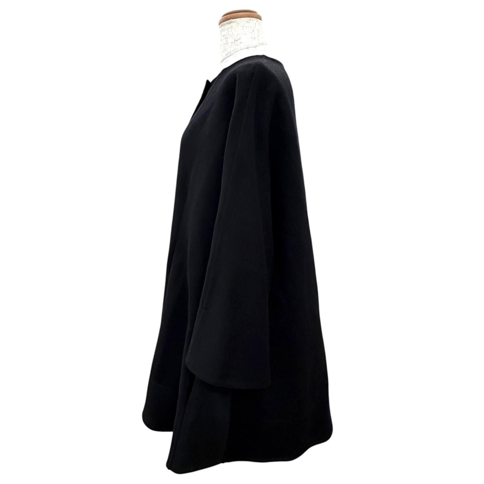 Louis Vuitton Cashmere 100% Silver Design Button Different Coat — view 3