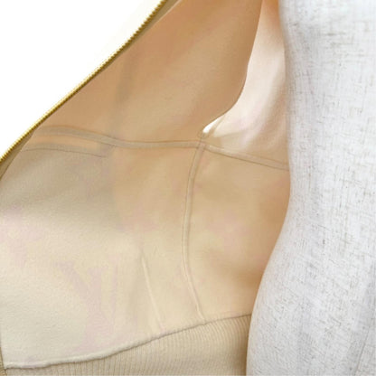Louis Vuitton Wool Silk Liningantant Monogram with Hood Zip Up Vest Beige 34 — view 5