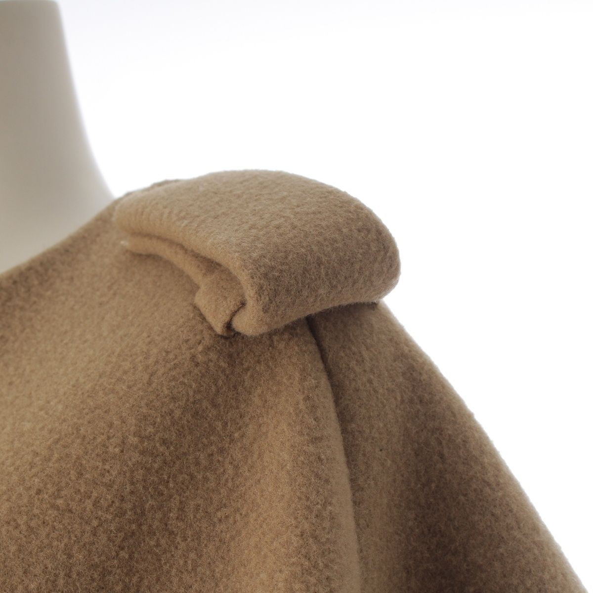 Prada Collarless Short Coat Poncho Beige 40 — view 6