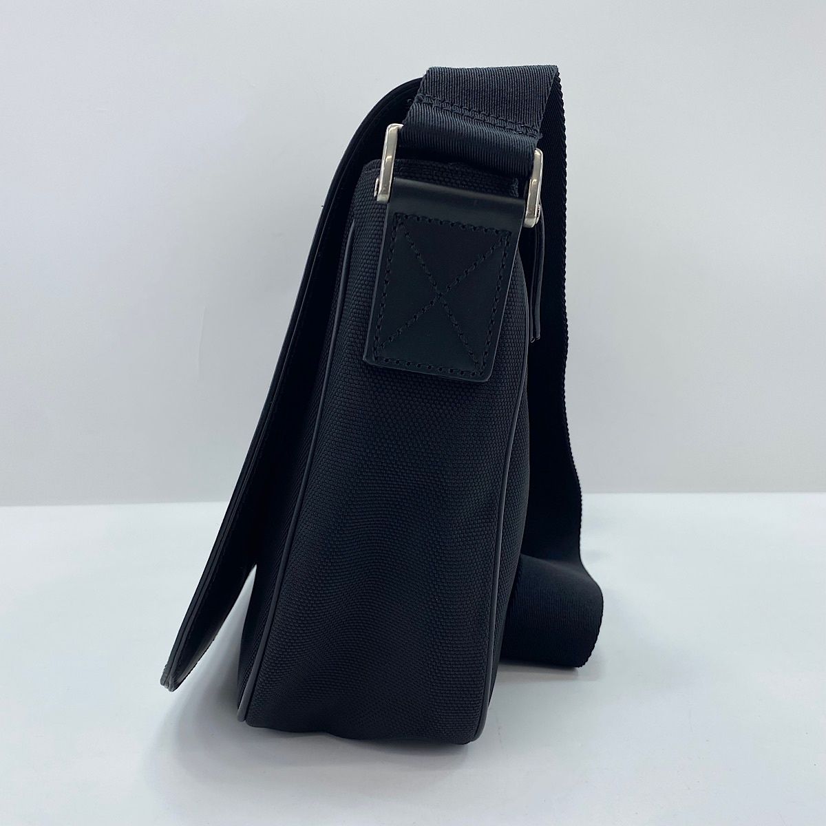 Gucci Shoulder Bag Web Techno — view 5
