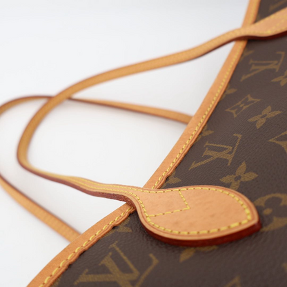 Louis Vuitton Monogram Neverfull MM Tote Shoulder Bag — view 3