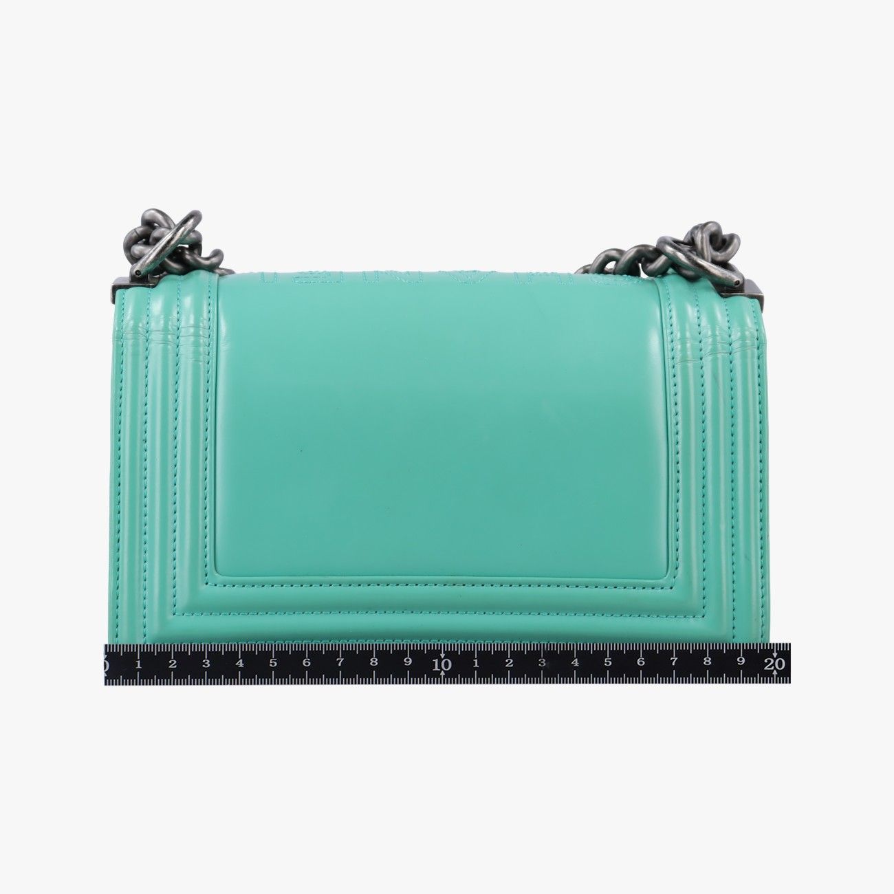 Chanel Boy Green Leather — view 2