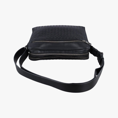 Bottega Veneta Intrecciato Black Lambskin — view 8