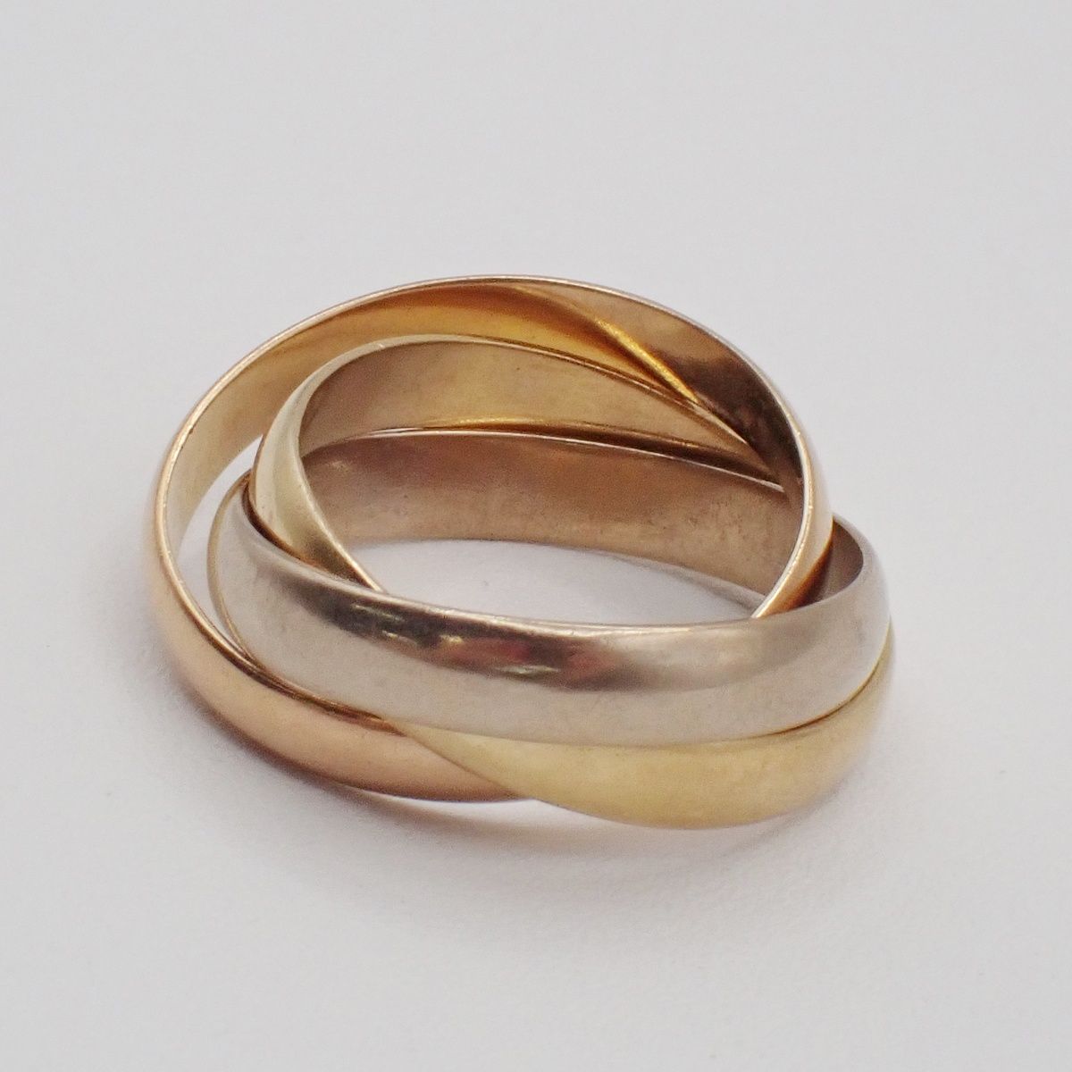 Cartier Trinity Classic Ring Gold Silver Pink — view 7