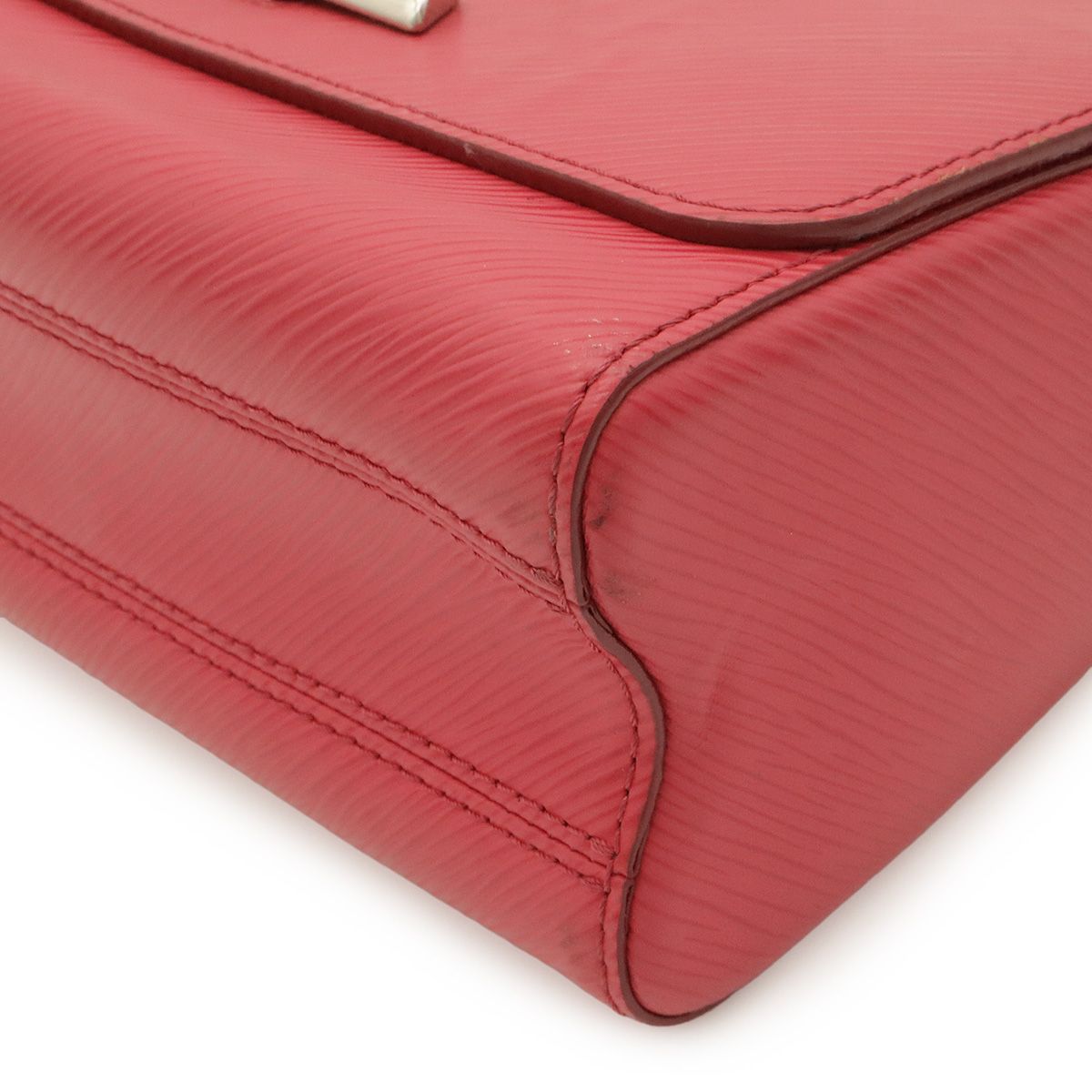 Louis Vuitton Epi Twist MM Shoulder Bag Chain Fuchsia Silver — view 3