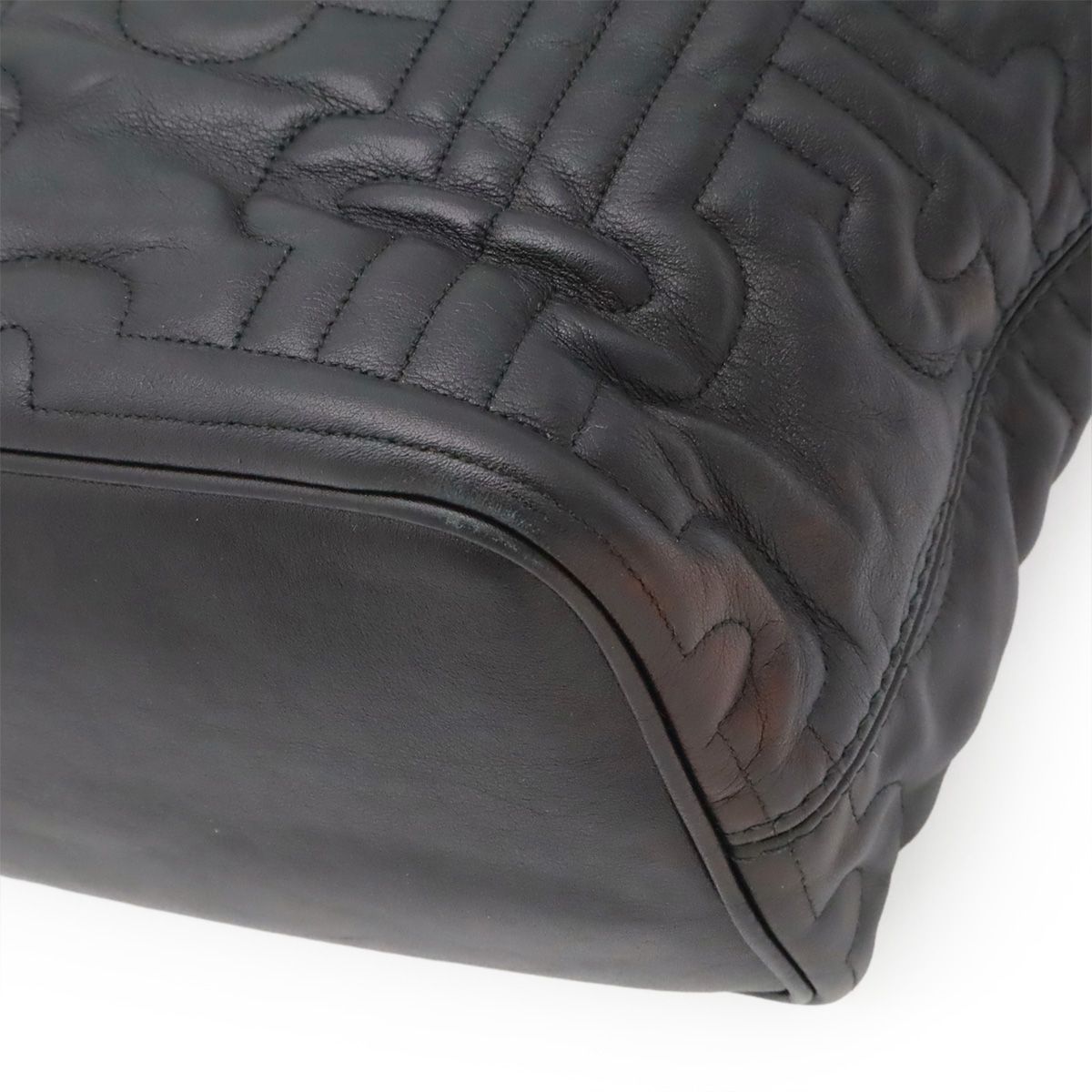 Bvlgari Parentesi Tote Shoulder Bag Quilted Leather Black Gold Charm — view 3