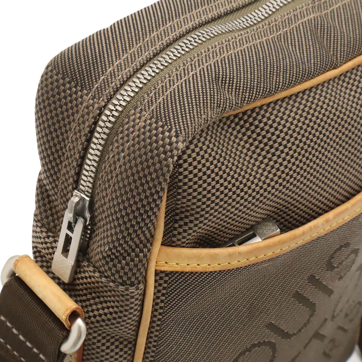 Louis Vuitton Damier Geant Shoulder Bag Crossbody Citadin Canvas Khaki — view 5