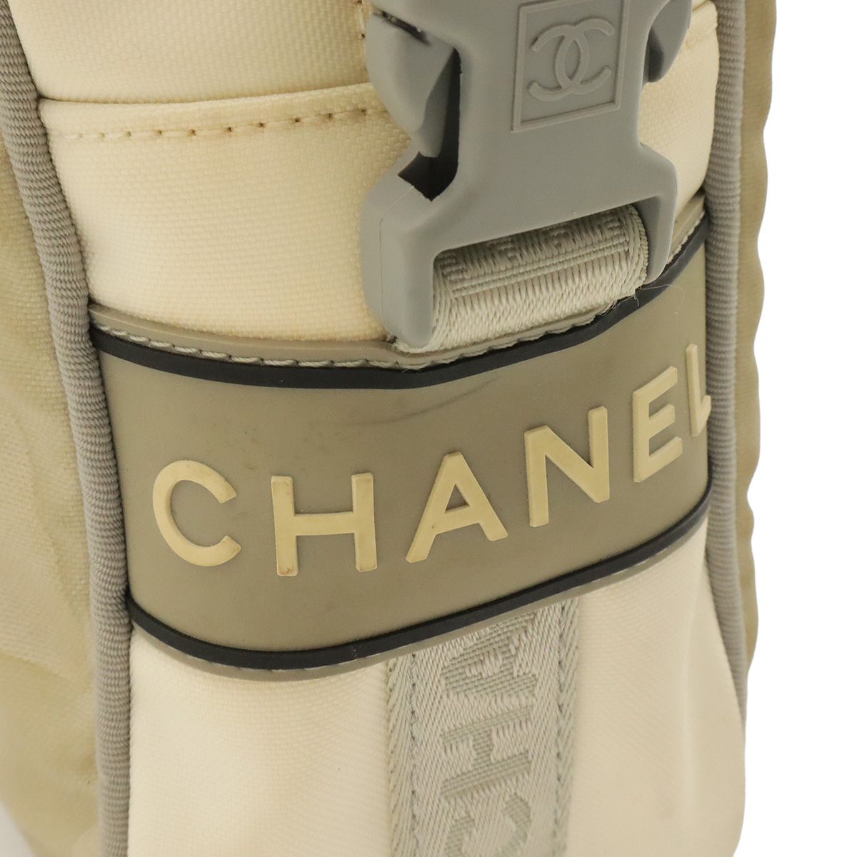 Chanel Sports Line Shoulder Bag Crossbody Pochette CC Logo White — view 4