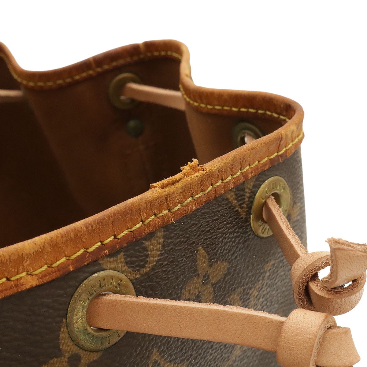 Louis Vuitton Monogram Noe Shoulder Bag Semi Drawstring — view 4