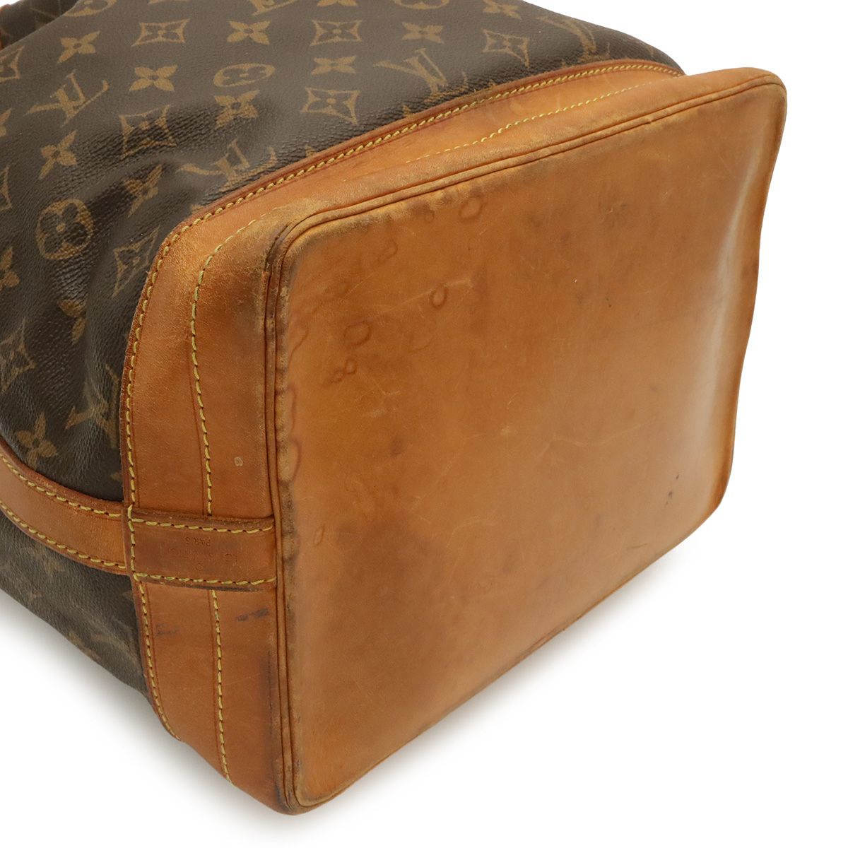 Louis Vuitton Monogram Noe Shoulder Bag Semi Drawstring — view 3