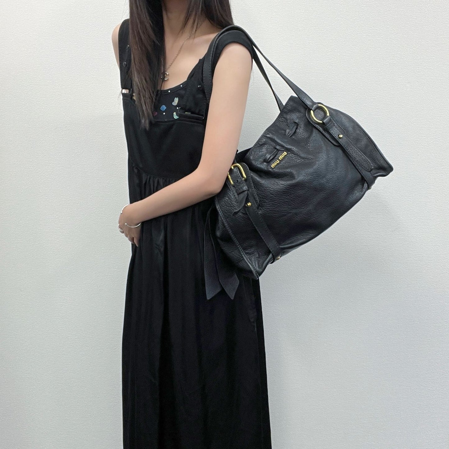 Miu Miu Vitellolux Side Ribbon Bow Tote Shoulder Bag Leather Black Gold Vintage