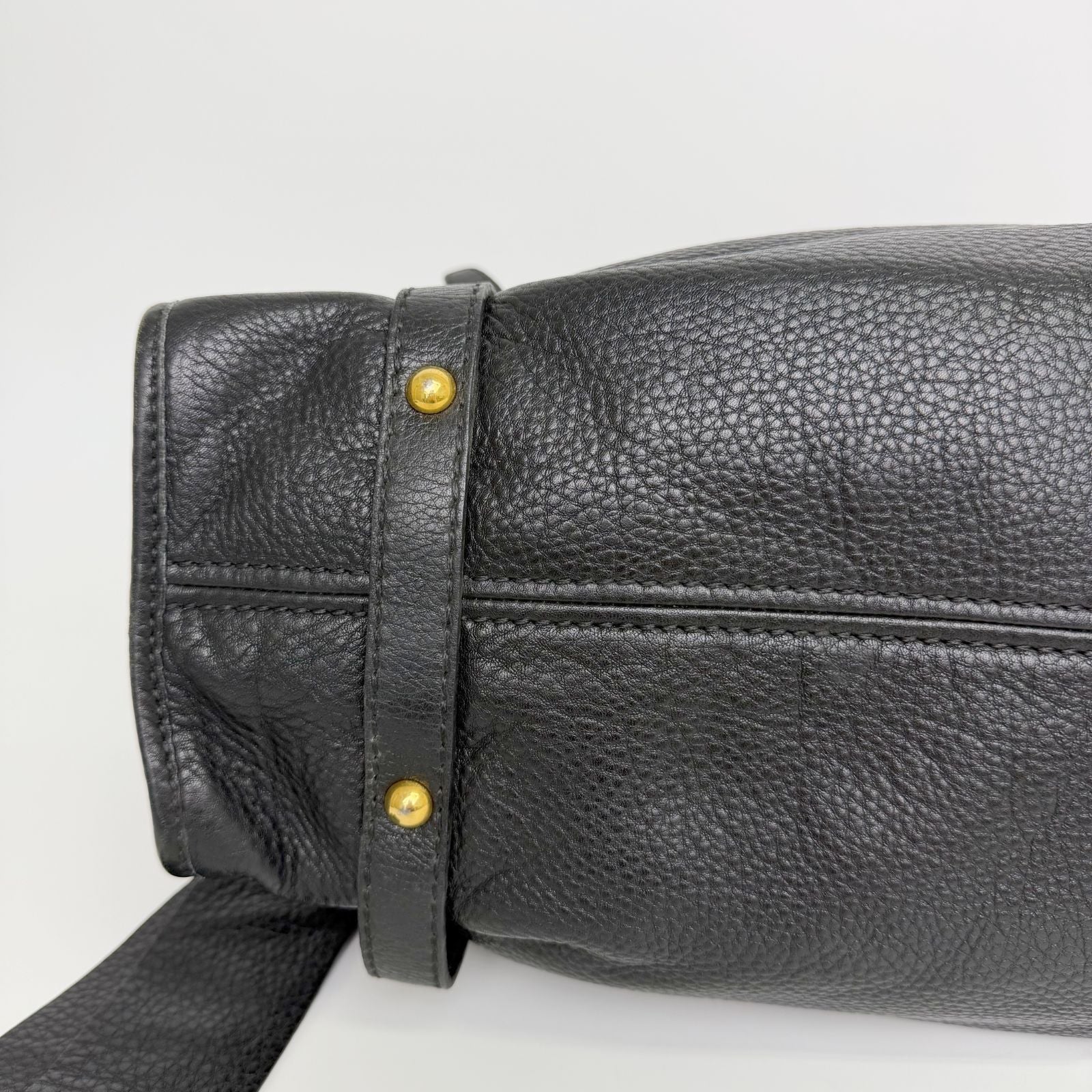 Miu Miu Vitellolux Side Ribbon Bow Tote Shoulder Bag Leather Black Gold Vintage — view 7