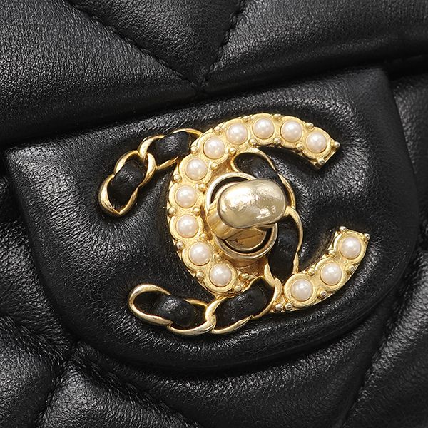 Chanel Shoulder Bag Quilted Pearl CC Logo Lambskin Black Vintage Chain — view 5