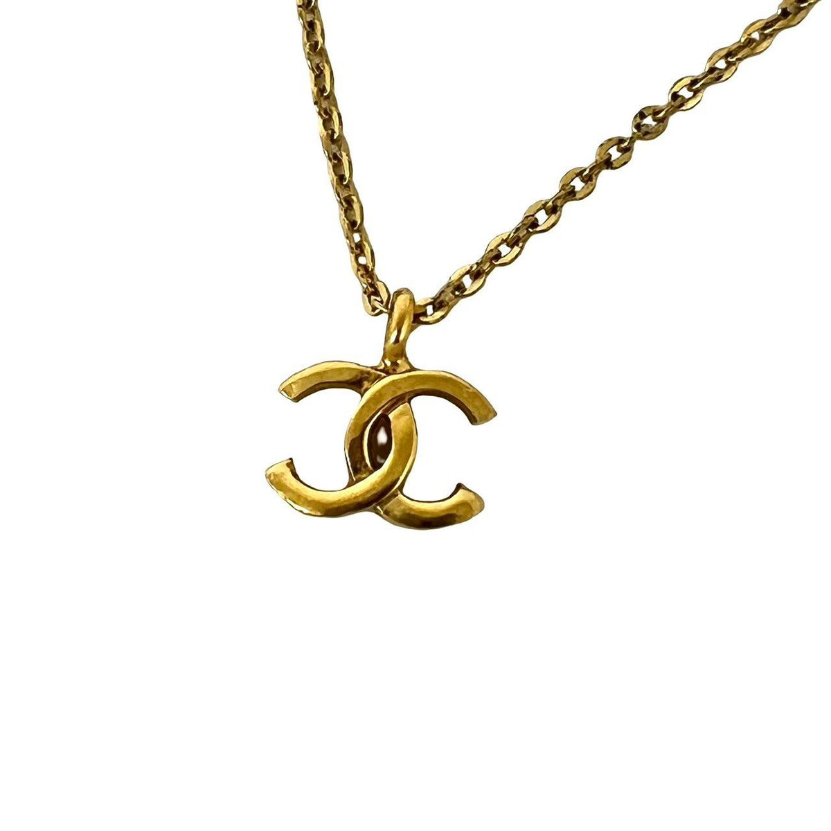 Chanel Comment Vintage CC Logo Motif Pendant Gold — view 3