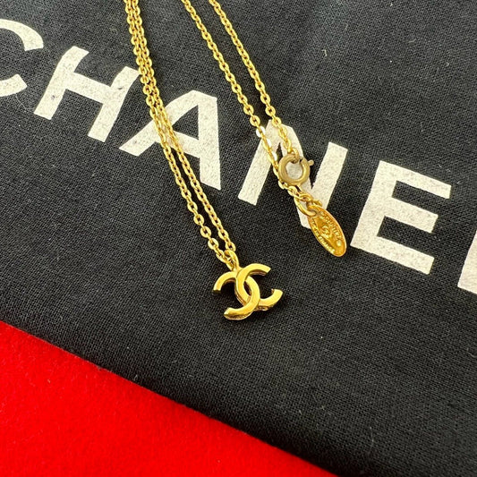 Chanel Comment Vintage CC Logo Motif Pendant Gold