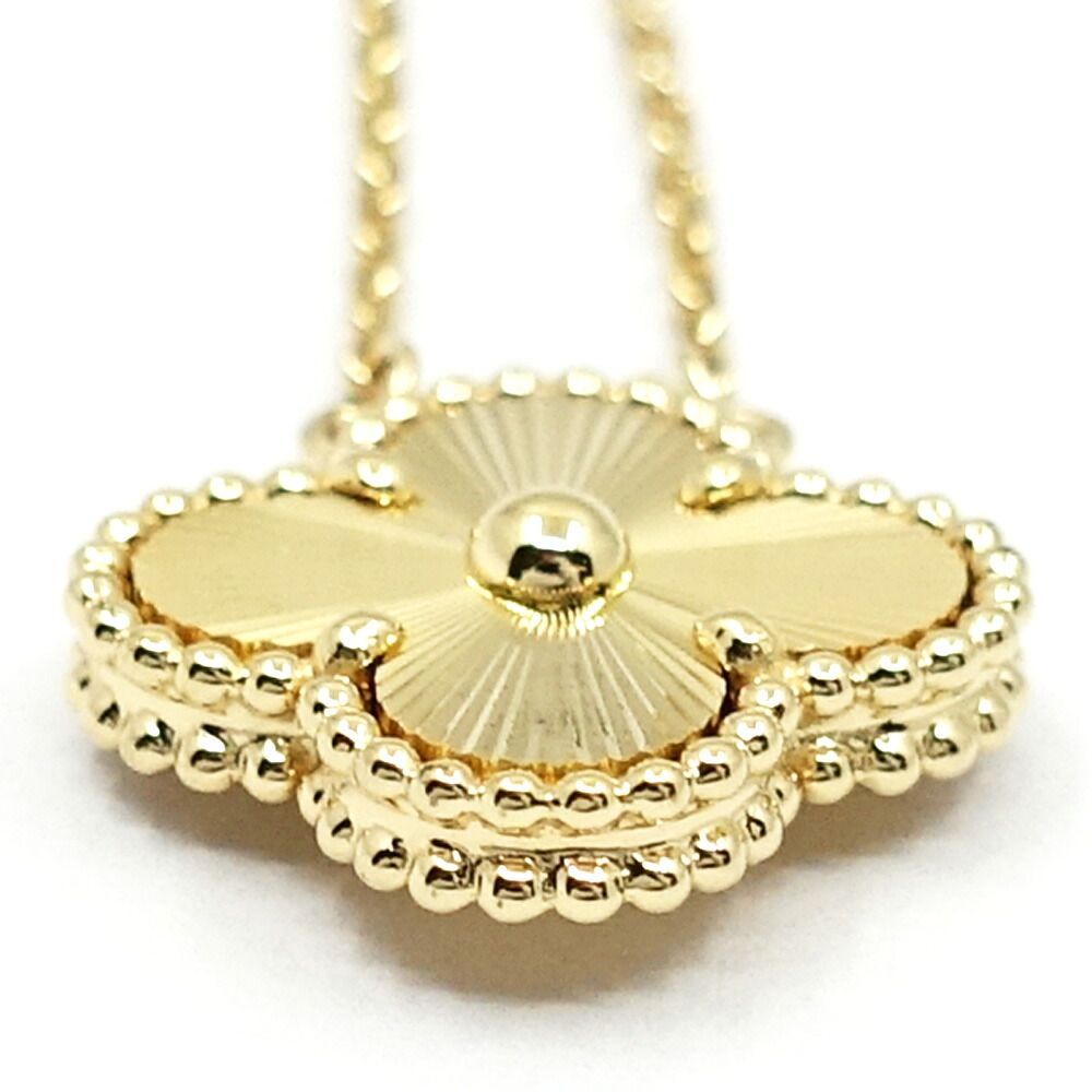 Van Cleef & Arpels 18k Yellow Gold Vintage Alhambra Guilloche — view 7