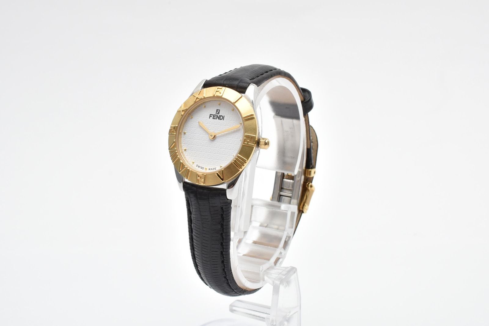 Fendi Orologi Quartz Watch White Dial Gold Plated Plate Leather Strap 25.8 — view 3