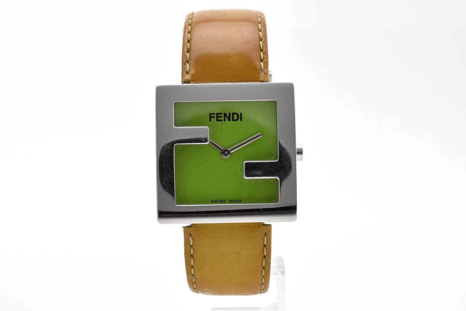 Fendi Zucca Quartz Watch Green Dial 2 Hand Stainless Steel Patent Leather 31.1 — view 4