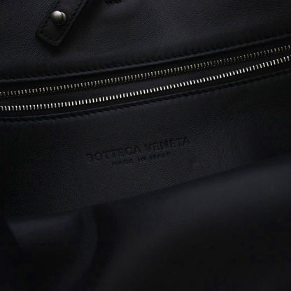 Bottega Veneta Bucket Shoulder Bag Leather Black — view 6